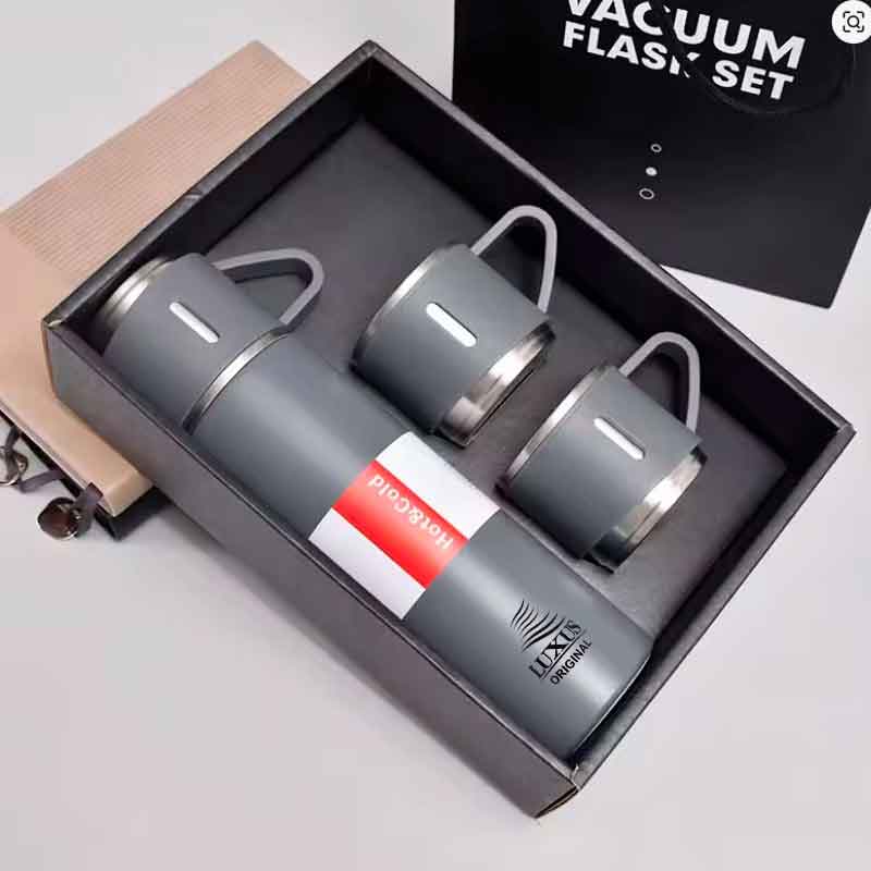 Bouteille thermos isotherme grise Luxus TL500G de 500 ml avec ses trois tasses de partage alignées - Maroc
