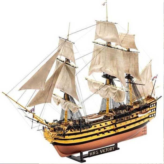 Coffret Cadeau Revell Battle of Trafalgar – Maquette Navale Complète